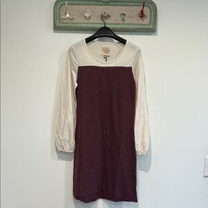 Chaser brand new Color blocked Women's Two-Tone Dress Cream and purple small new